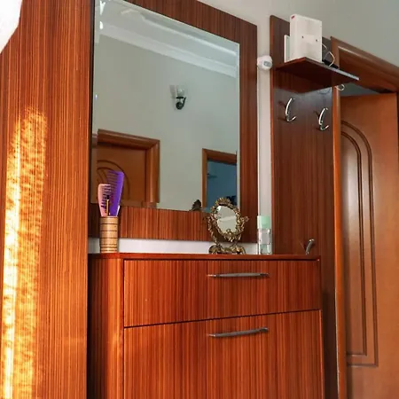Villa Oaz *
